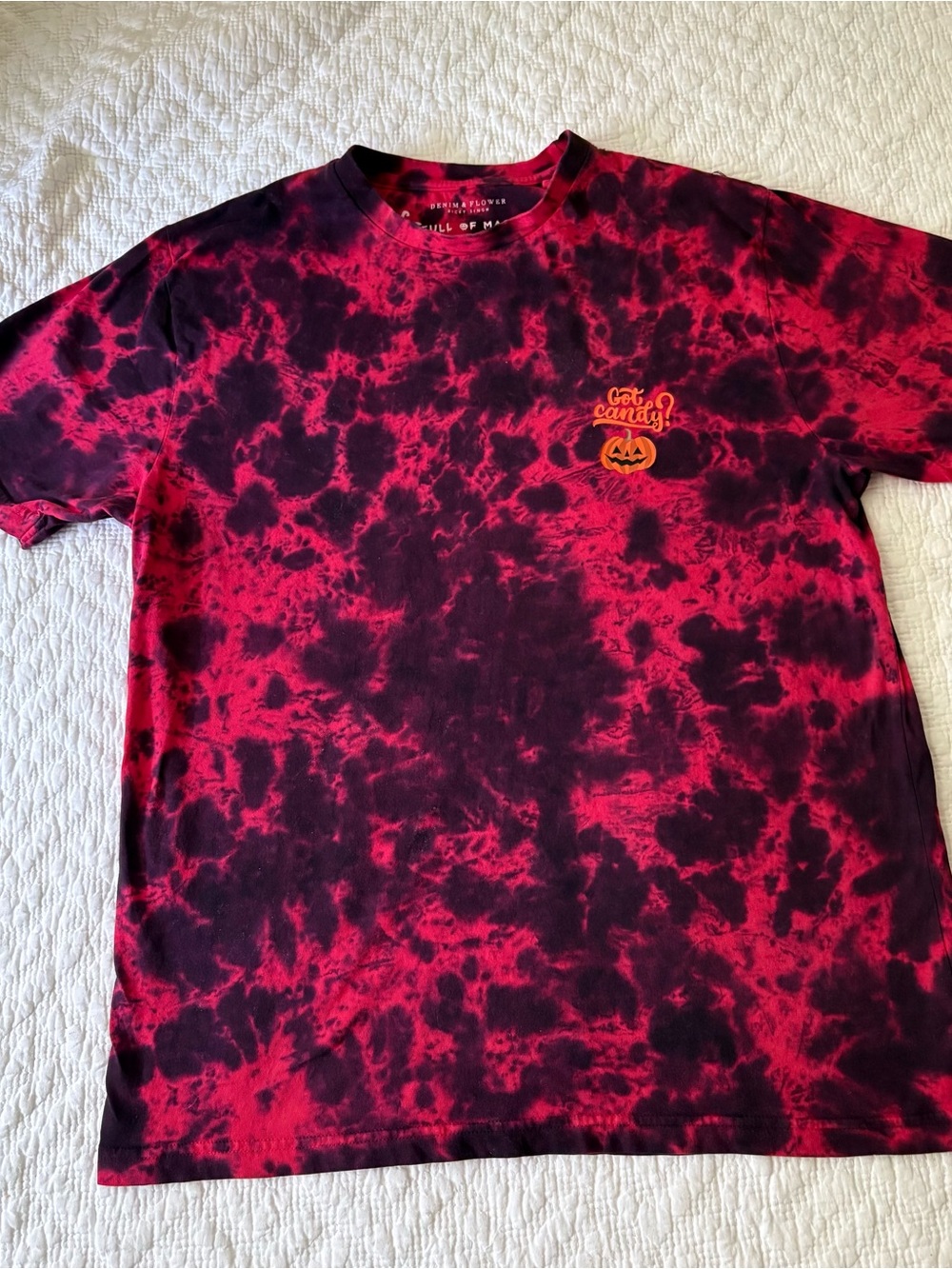 Denim & Flower “Got Candy?” Red and Black Tie-Dye Graphic Tee. Size L. Great